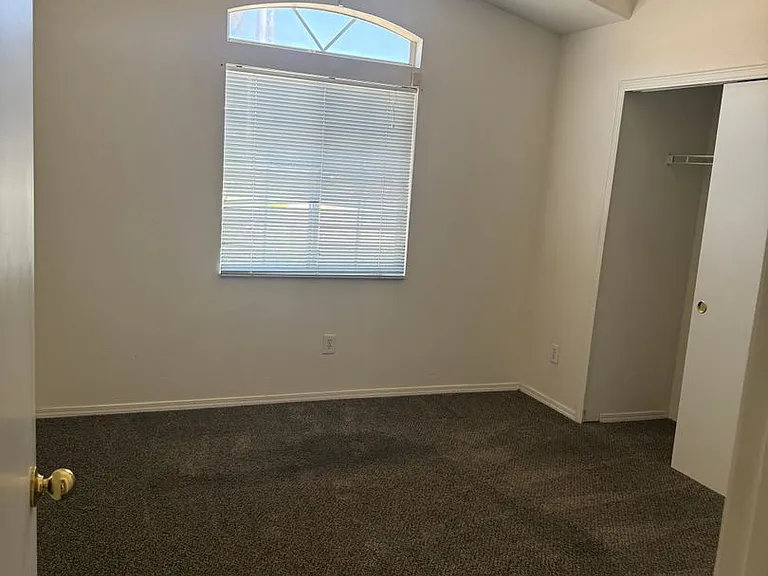 6000 Ursa Ave NW — Photo 5