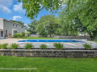 9 Aspen Ct, Toms River, NJ 08753