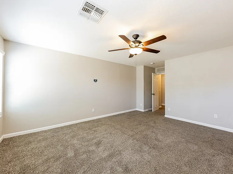11535 W Windrose Ave — Photo 9