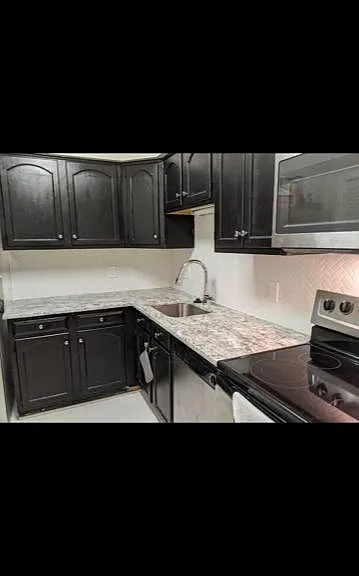 1301 N Courthouse Rd #1016 — Photo 16
