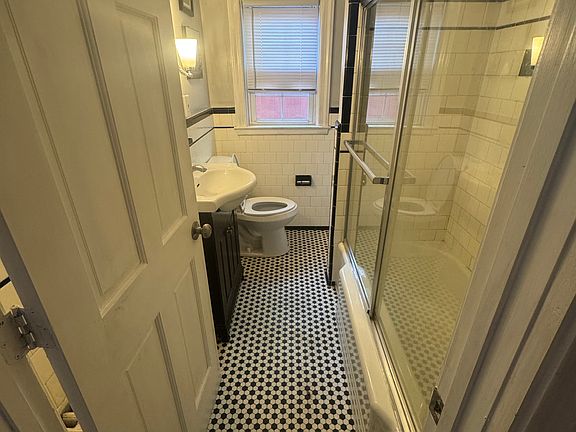 Private Bath (picture before renovation)