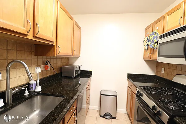 Sold by Kian Realty | media 22