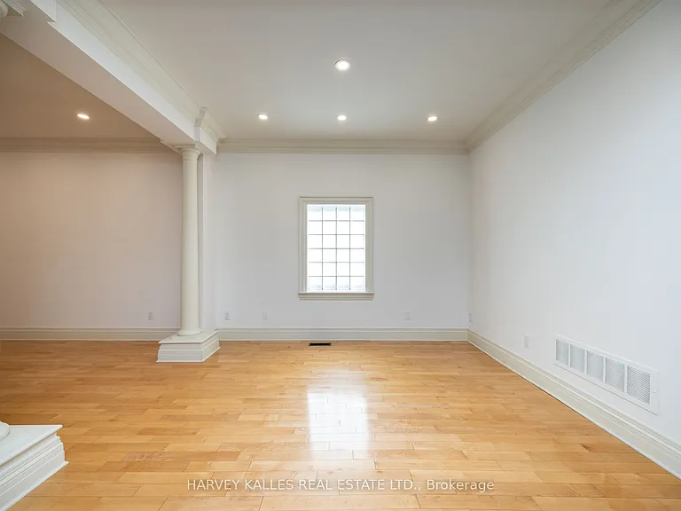 495 Deloraine Ave — Photo 8