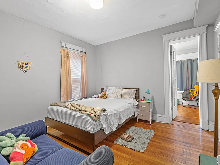 6128 Waterman Blvd — Photo 15