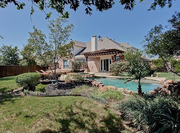 5th image of 10448 Whispering Pines Dr
