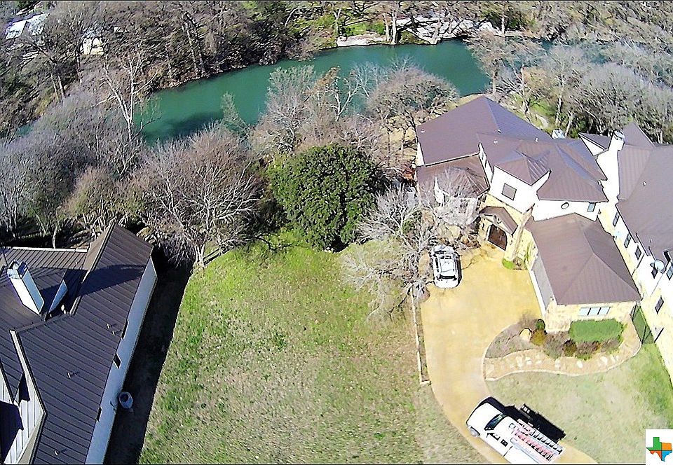 1st image of 1321 Gruene Leaf