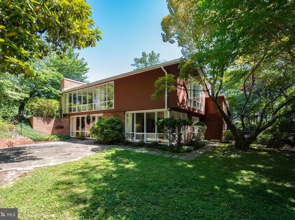 7407 Recard Ln, Alexandria, VA 22307