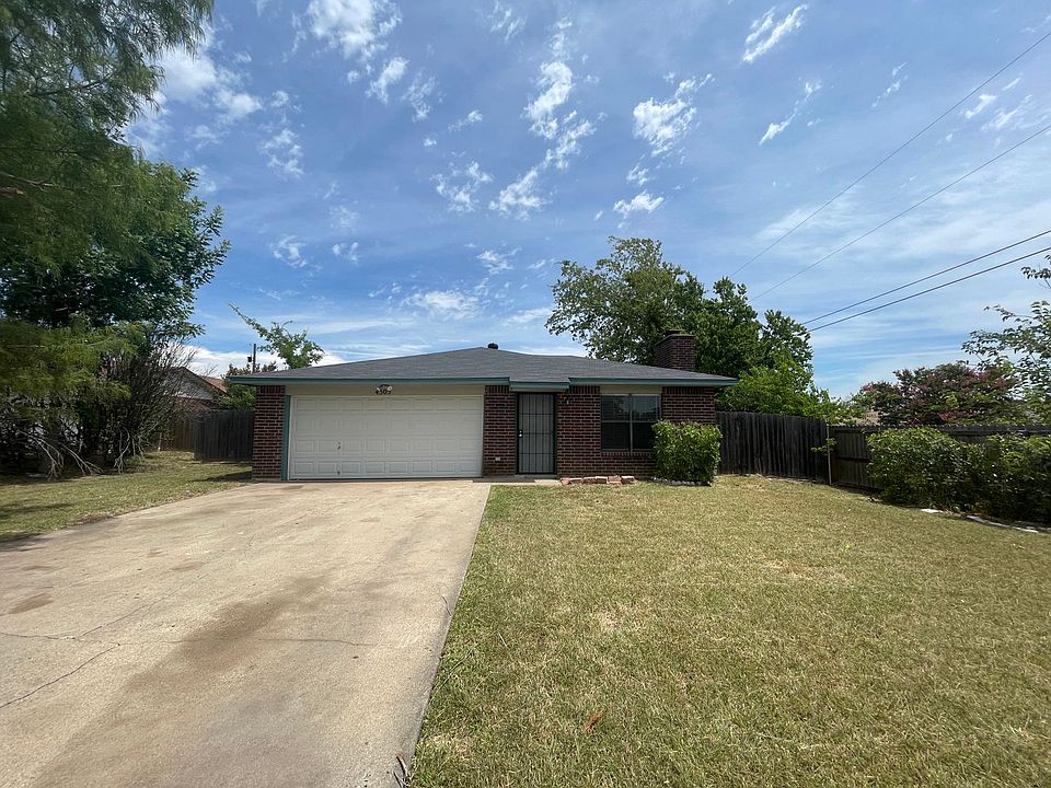 1st image of 4505 Lago Cir