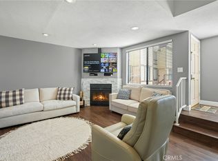 21720 Hart St APT 9, Canoga Park, CA 91303