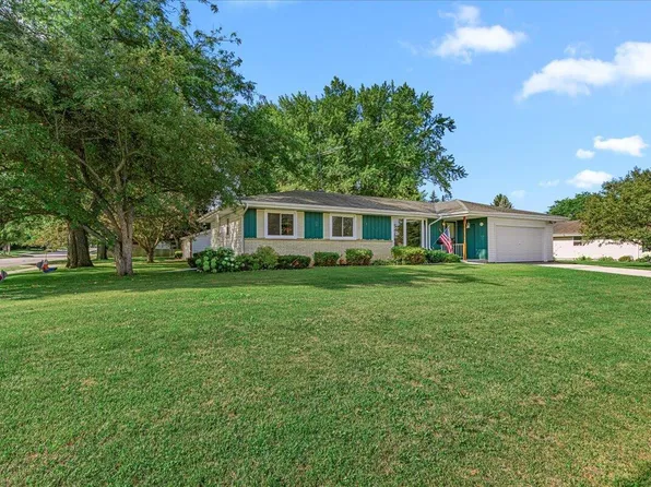 309 Braatz DRIVE, Kewaskum, WI 53040