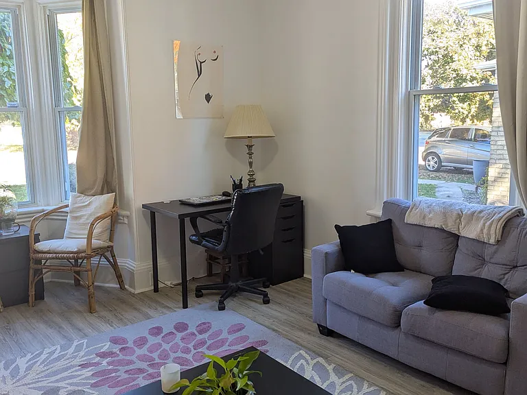 159 Wellington St — Photo 6