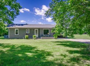 1700 Mine Lick Creek Rd, Cookeville, TN 38501