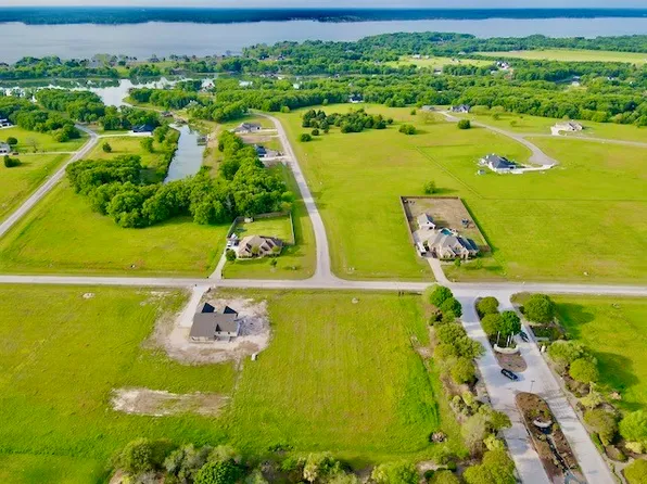 139 Clubhouse Dr, Corsicana, TX 75109