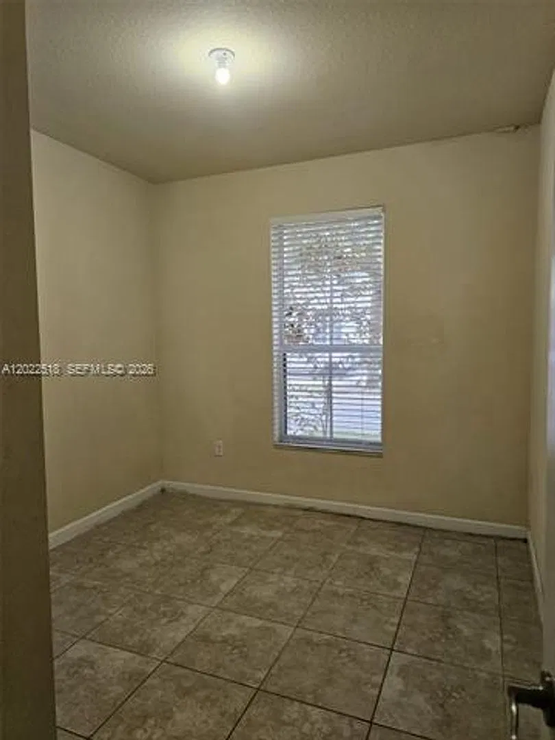 9530 SW 171st Ct th 9530, Miami, FL 33196 — Photo 3