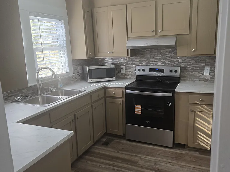 605 Valdese Ave #100 — Photo 21