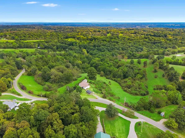975 Flat Creek Rd, Frankfort, KY 40601