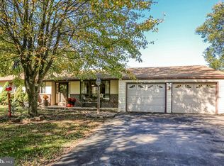 8 Barrick Dr, Duncannon, PA 17020