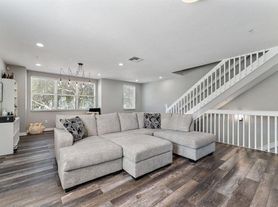 500 Pacific Grove Dr