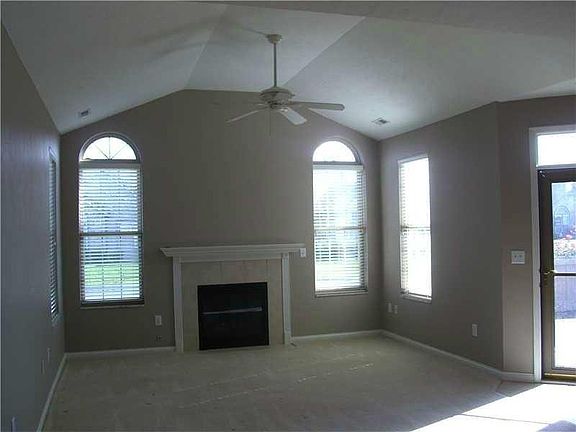 2nd image of 16608 Brownstone Ct