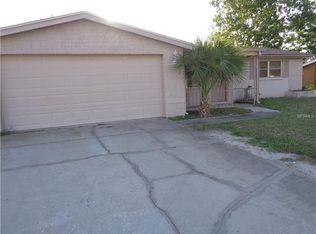 9905 Rainbow Ln, Port Richey, FL 34668