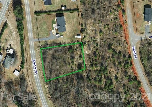 2nd image of 3796 Banoak Rd