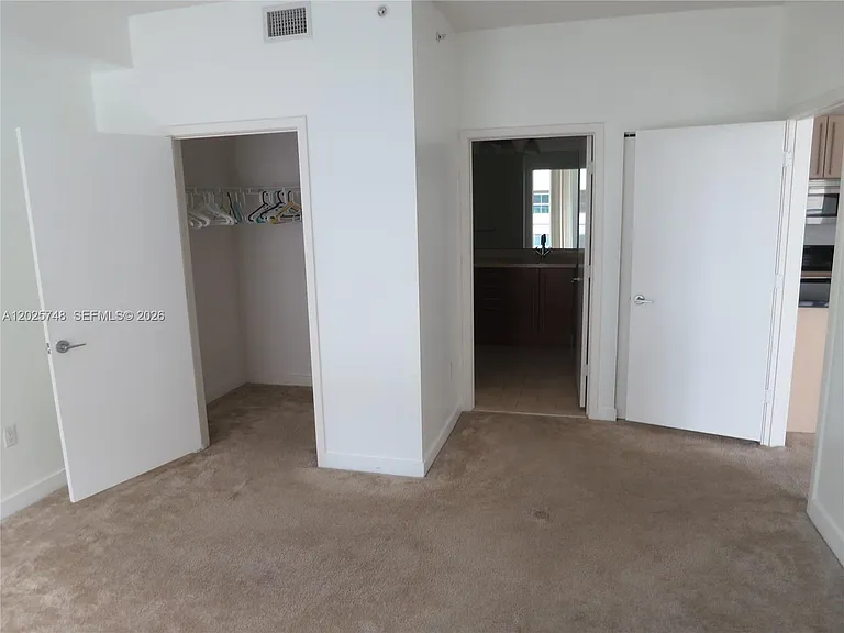 1111 SW 1st Ave #1223 — Photo 8