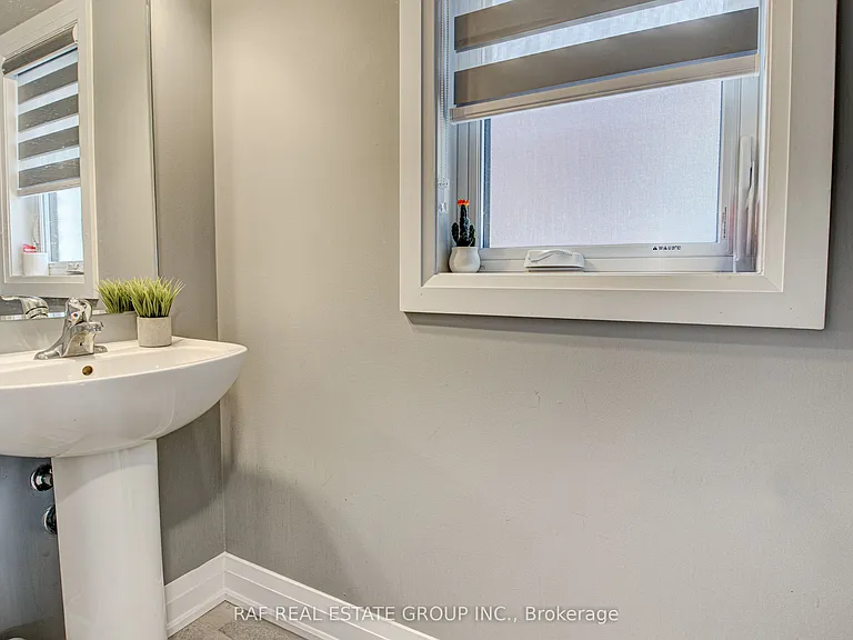 127 Ian Ormston Dr — Photo 25