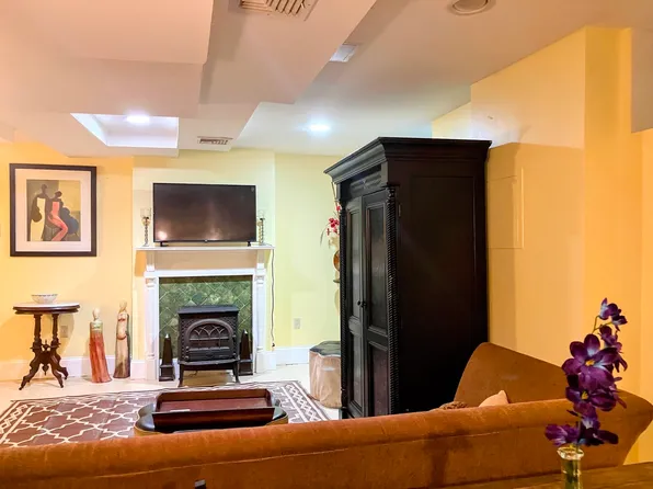 366 Walnut Ave #G, Roxbury, MA 02119