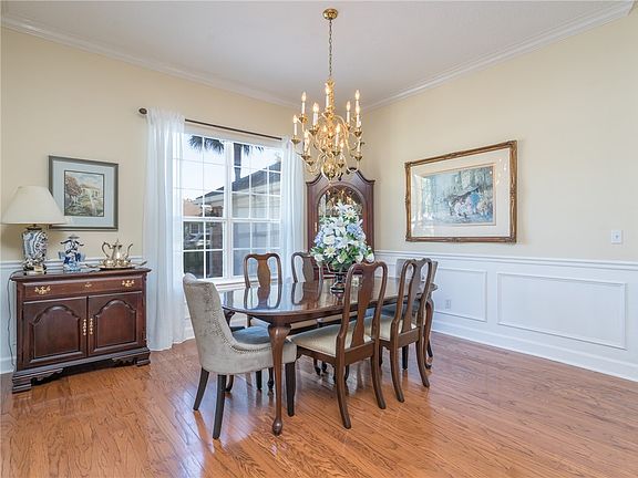 5th image of 605 Wyndham Ct