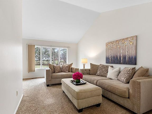 3rd image of 175 Highland Ave