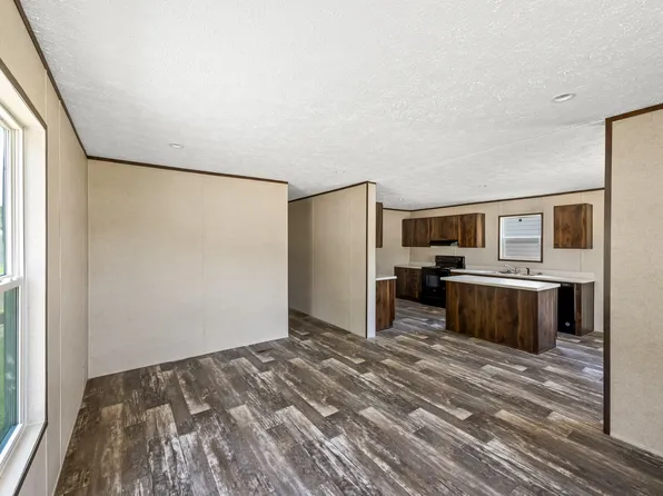 6700 Jefferson Paige Rd #107, Shreveport, LA 71119