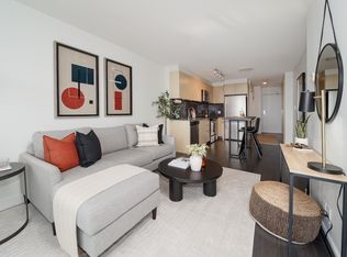 1325 Rolston St #1703, Vancouver, BC V6B0M2