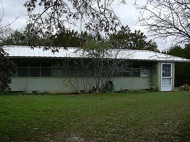 2nd image of 221 Canyon Dr