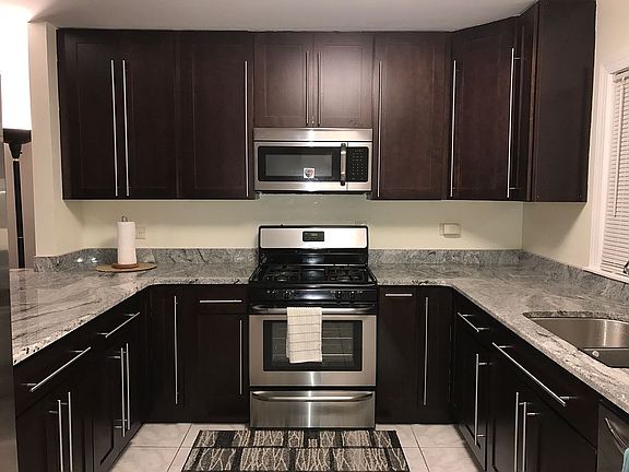 4th image of 9324 Noel Ave APT C