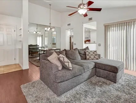 6214 Plymouth Ct — Photo 10