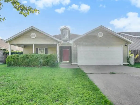 4332 Serviceberry Dr, Fayetteville, AR 72704