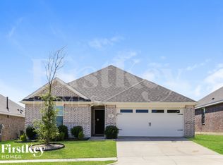 218 Greenhill St, Glenn Heights, TX 75154