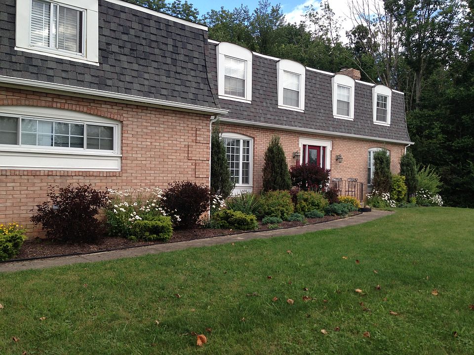 2nd image of 3205 Country Club Dr
