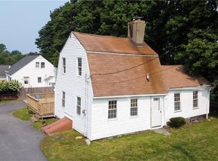 1726 W Main Rd, Middletown, RI 02842