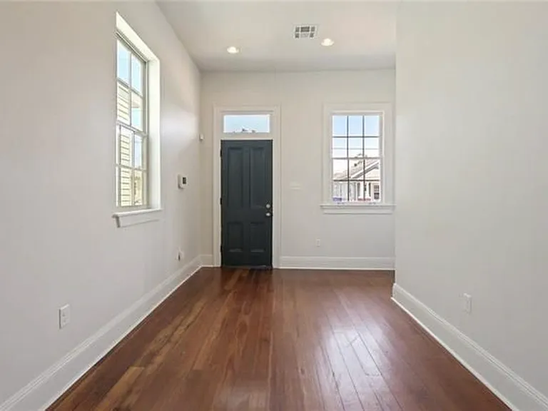 8616 Jeannette St — Photo 4
