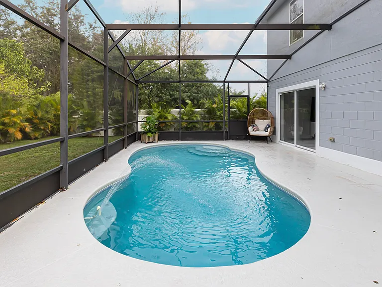1146 Perpignan Ct — Photo 34