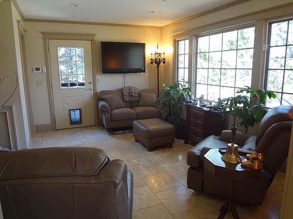 2nd image of 15 Polo Club Dr