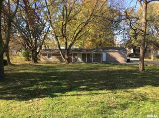 123 Berry St, Washington, IL 61571