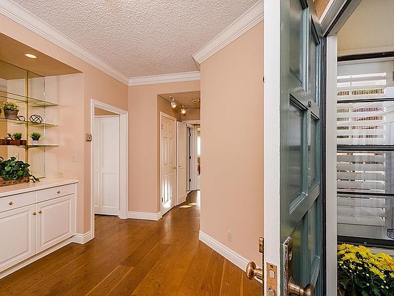 4th image of 50 Horgan Ave APT 32