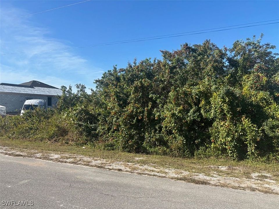1st image of 1019 Pine Ave