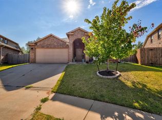 9405 Timberwind Ln, Yukon, OK 73099