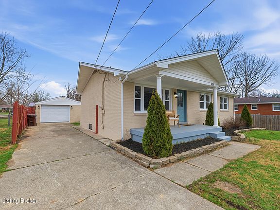 3rd image of 5009 Paramount Dr