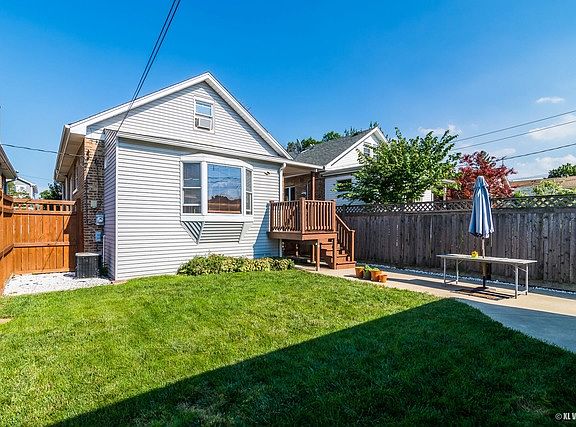 2nd image of 4524 N Melvina Ave