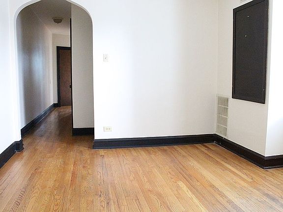 4th image of 2951 N Long Ave #53572