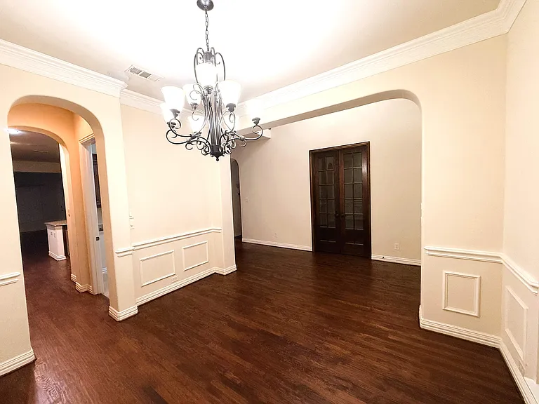 2215 Longview Rd — Photo 4